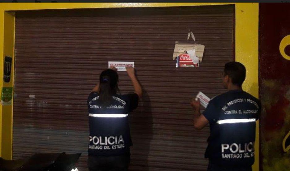 Clausuran tres locales por distintas infracciones en controles de la Policiacutea