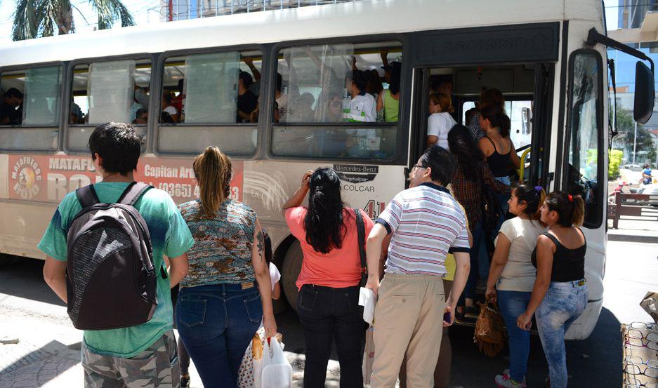 El lunes 23 habriacutea paro de colectivos de las liacuteneas 15 y 116