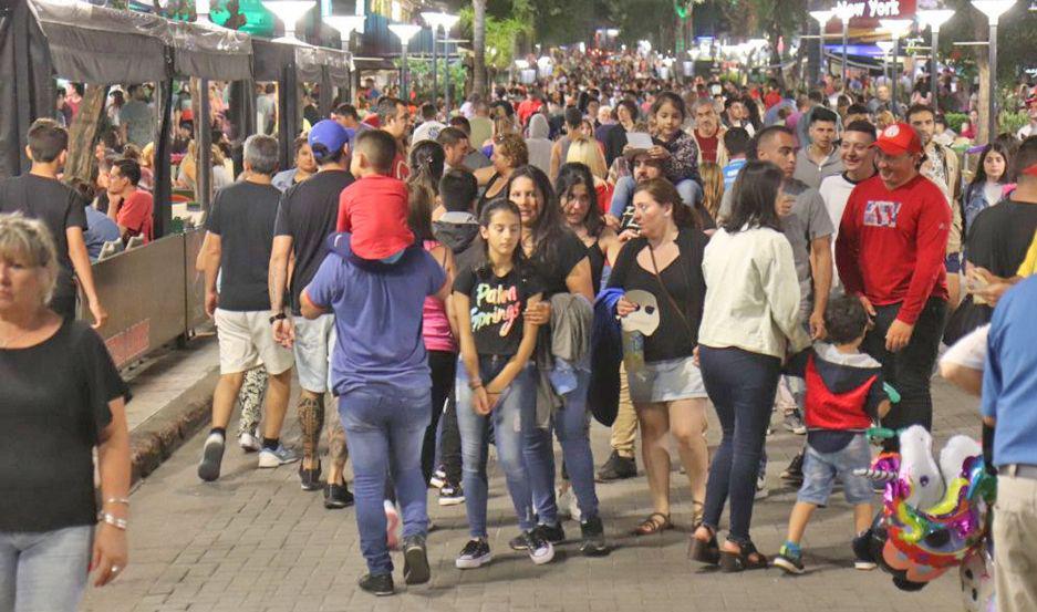 MULTITUD Miles de personas eligieron Villa Carlos Paz para disfrutar de sus vacaciones
