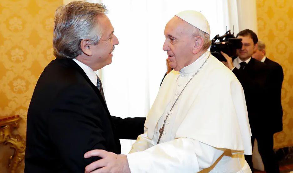 Alberto Fern�ndez junto al papa Francisco