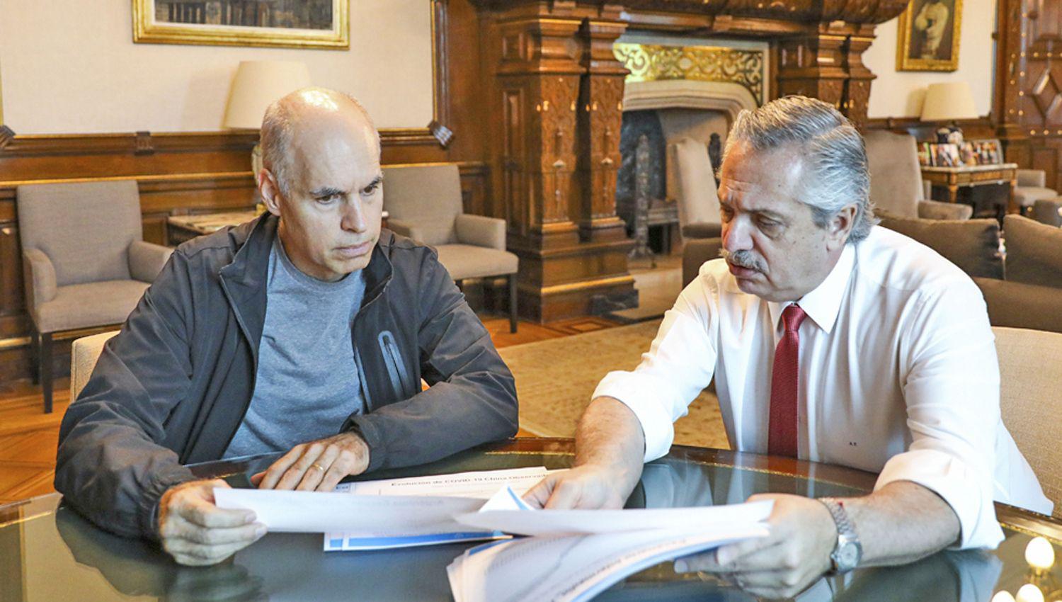 ACTIVIDAD Fernndez se reunió con Larreta y legisladores opositores a quienes habría adelantado su decisión de declarar la cuarentena total 
