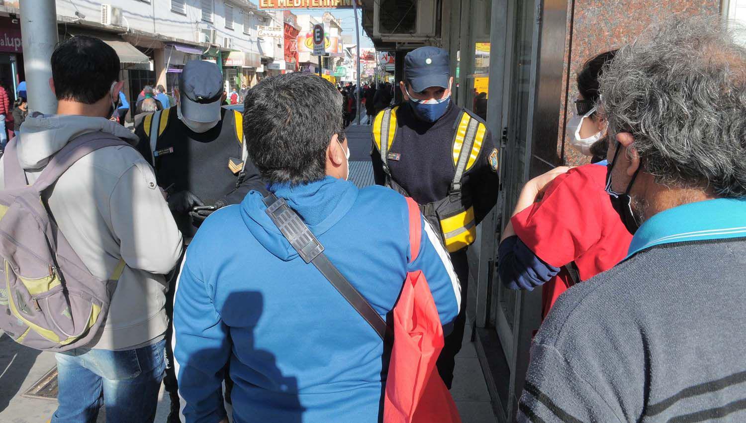 Coronavirus en Santiago- se reportaron maacutes personas con antecedente de viaje al exterior y otras provincias