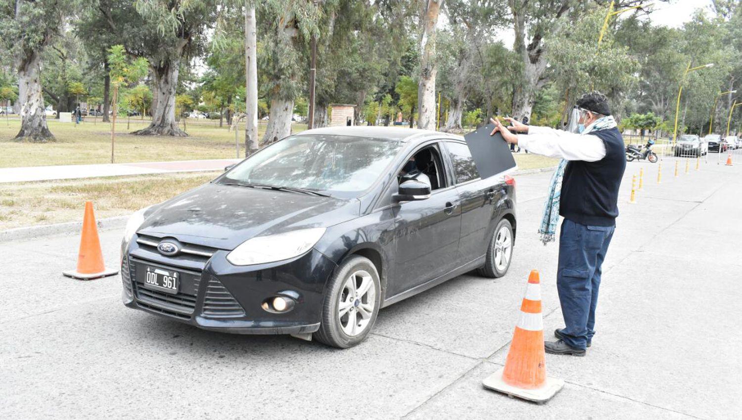 Comenzoacute la atencioacuten de los traacutemites por licencias de conducir que quedaron en suspenso