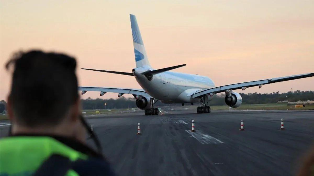 Es oficial la reactivacioacuten del transporte terrestre de media y larga distancia y los vuelos