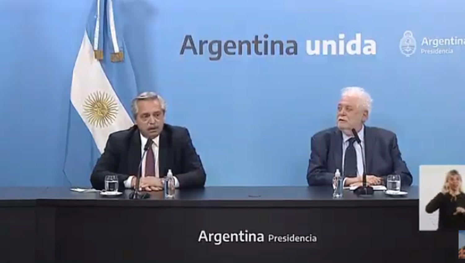 Alberto Fernaacutendez- ldquoEntre enero y febrero vamos a vacunar a 10 millones de personasrdquo