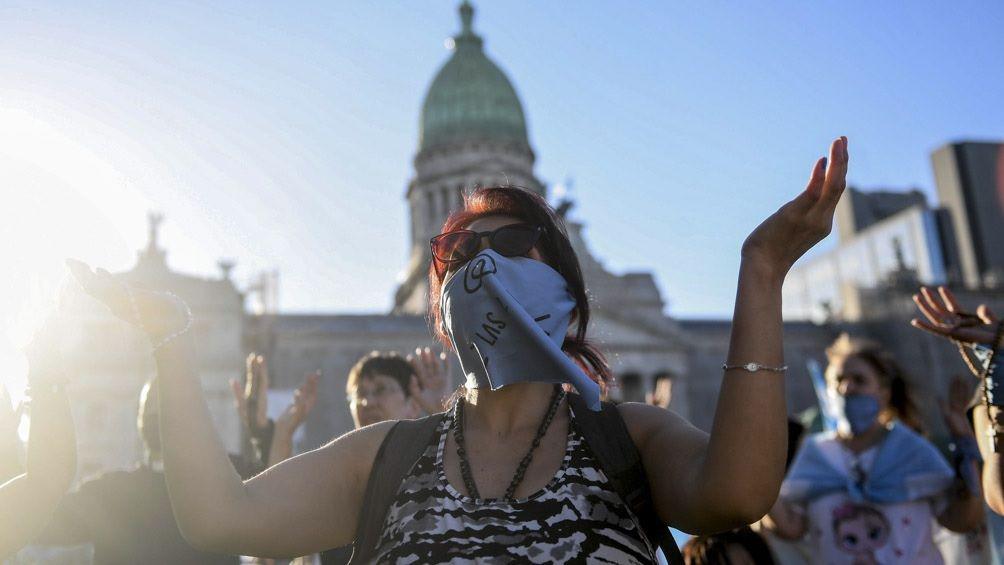 Tratamiento del aborto legal- catoacutelicos y evangelistas convocan a ayuno y oracioacuten