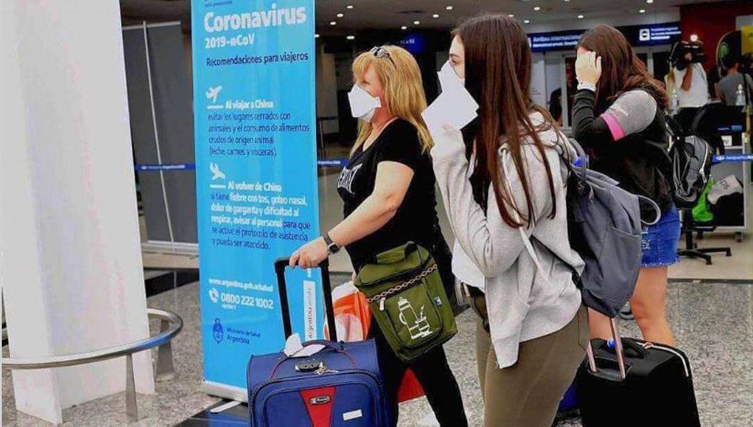 La Nacioacuten estudia cerrar el Aeropuerto de Ezeiza para los vuelos internacionales