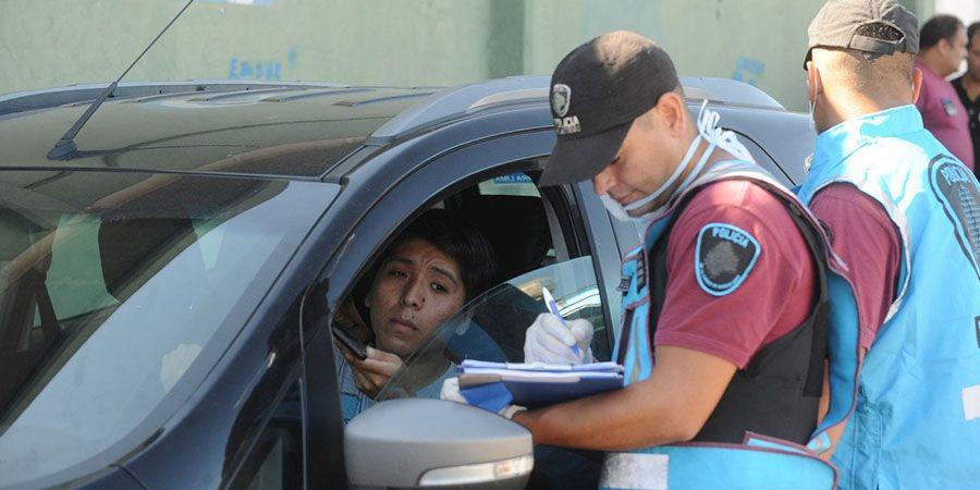 De esta forma docentes y alumnos deben tramitar el permiso para viajar en el transporte puacuteblico