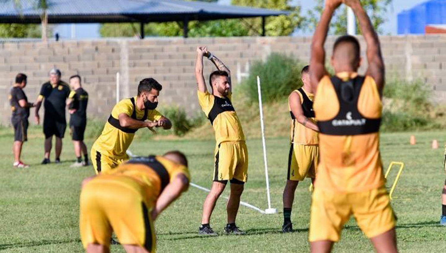 Mitre no descansa y sigue preparando el debut