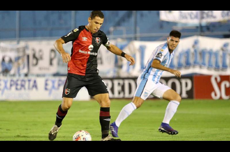 Newells reaccionoacute y rescatoacute un empate en Tucumaacuten ante Atleacutetico