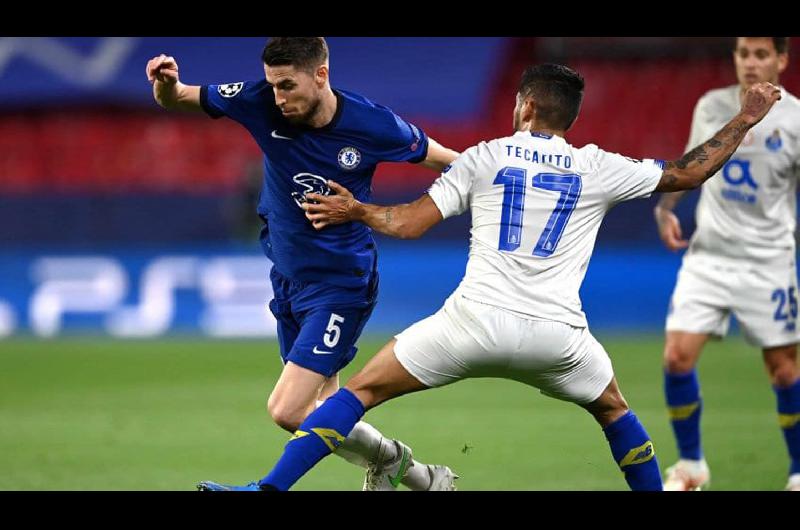 El gol agoacutenico no le alcanzoacute a Porto y Chelsea estaacute en semifinales