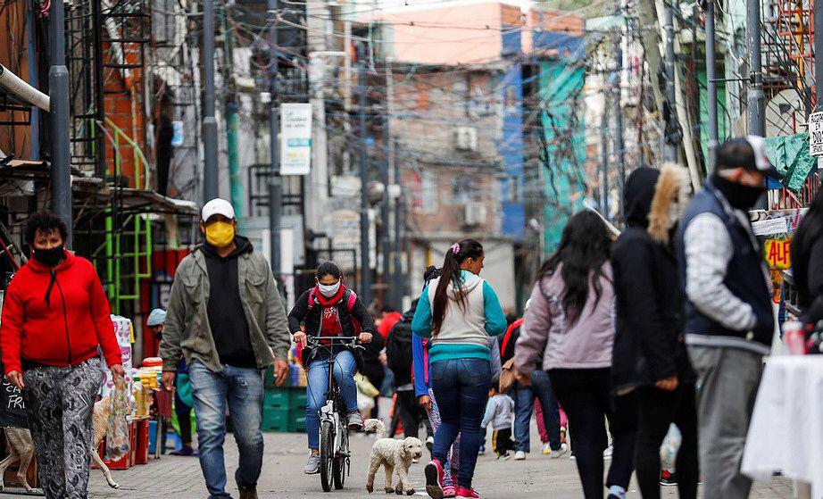 Un 20-en-porciento- maacutes de personas podriacutea caer en la pobreza que trepariacutea hasta el 65-en-porciento-