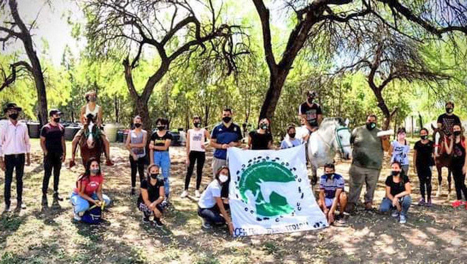 El Centro de Equinoterapia Caminando Juntos convoca a sumarse a voluntarios