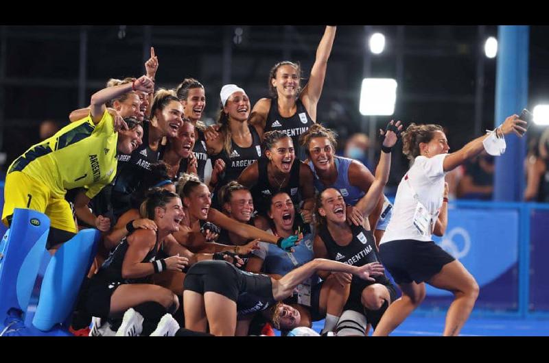 El alocado festejo de Las Leonas tras ganar la semifinal en los Juegos Oliacutempicos