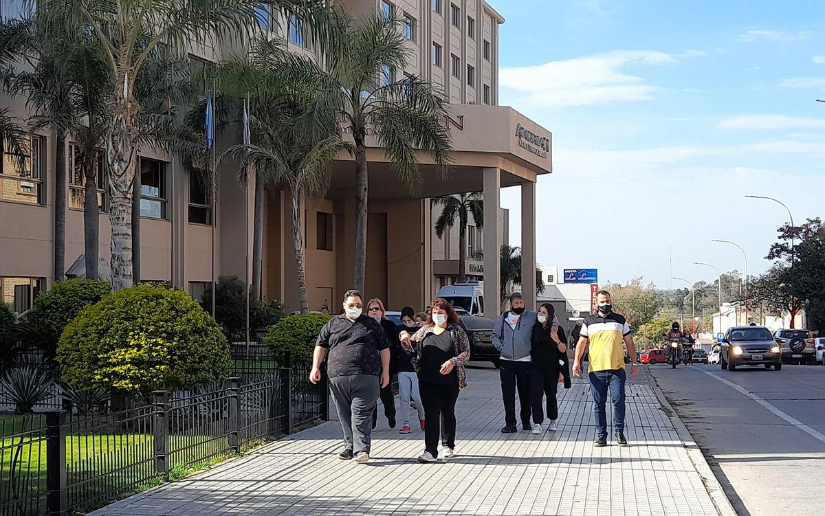 Miles de turistas del paiacutes invadiraacuten Las Termas este fin de semana largo