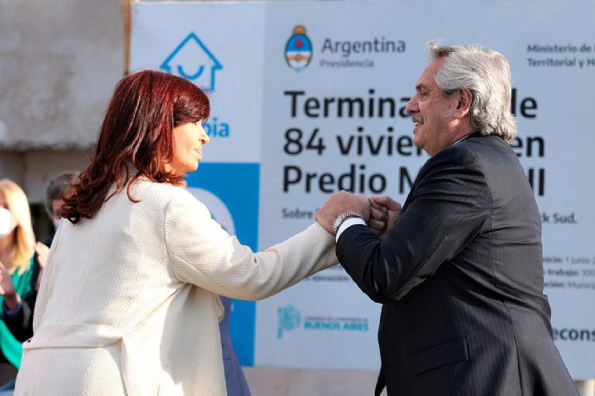 EN VIVO  Alberto Fernaacutendez y Cristina Kirchner nuevamente juntos en un plenario del Frente de Todos