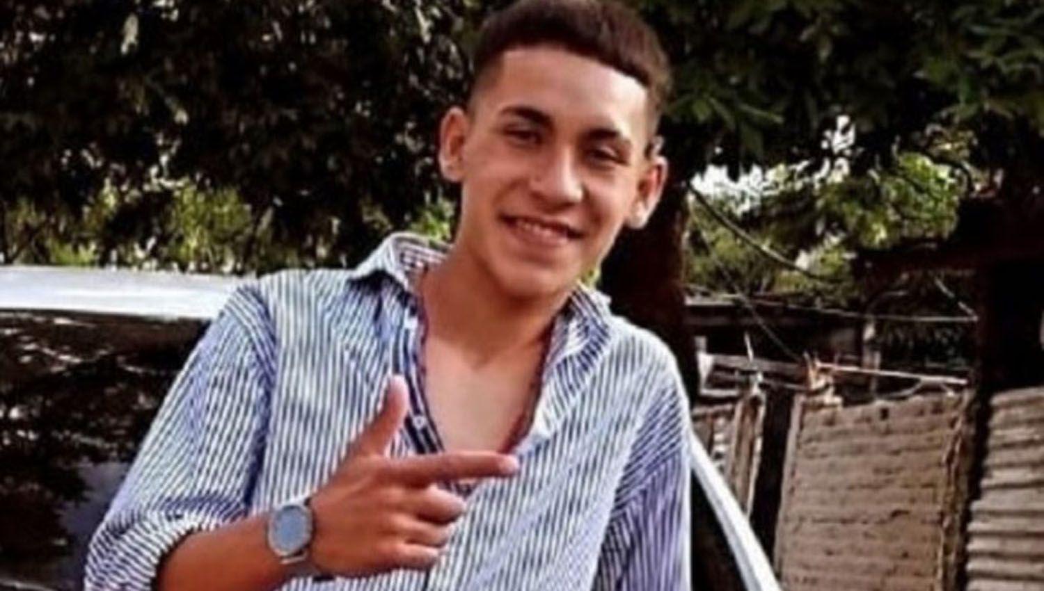 Hallan el cuerpo Lautaro el joven desaparecido en el riacuteo tras persecucioacuten policial en Corrientes