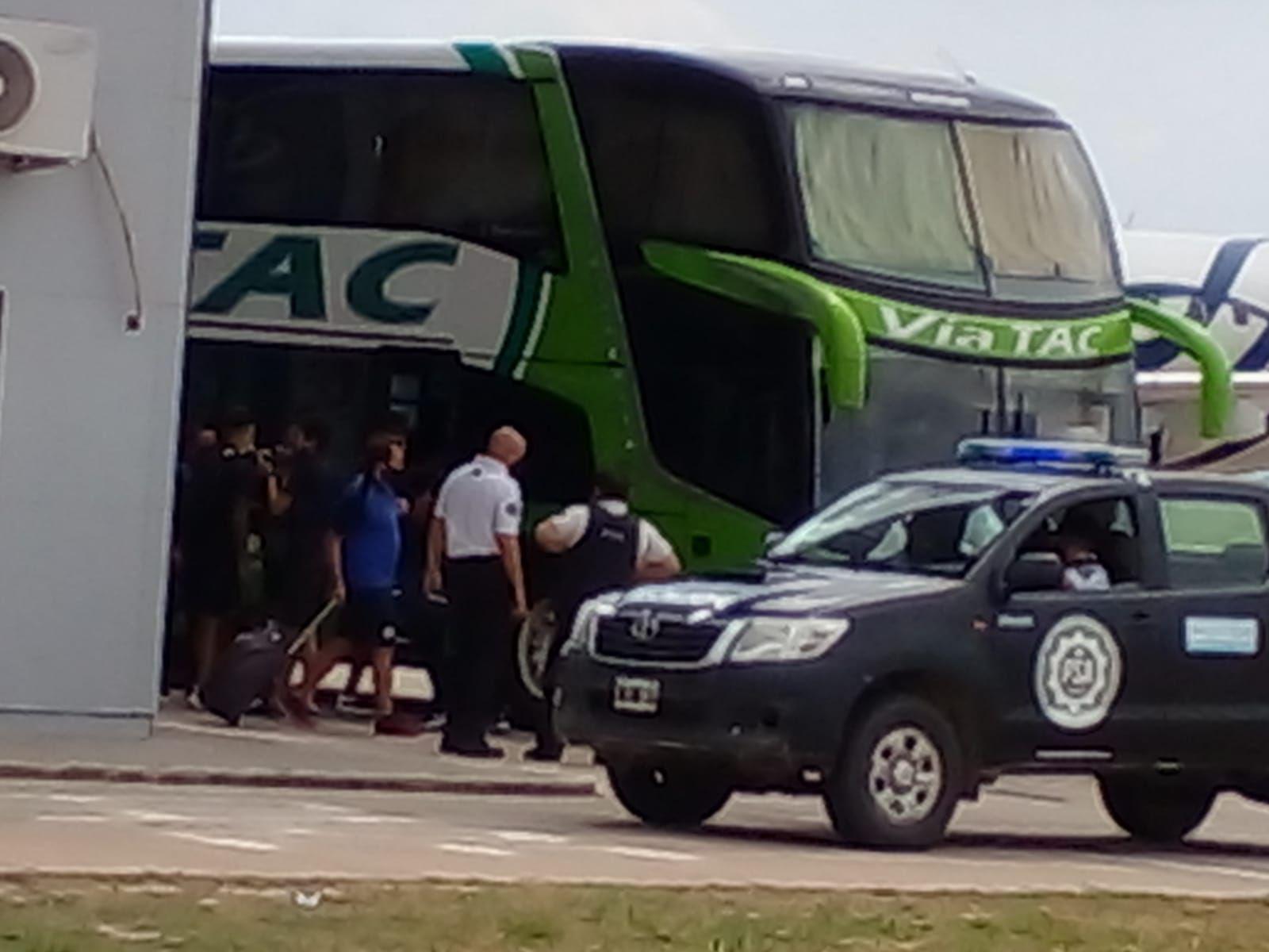 El plantel de Talleres de Coacuterdoba arriboacute a la provincia de Santiago del Estero