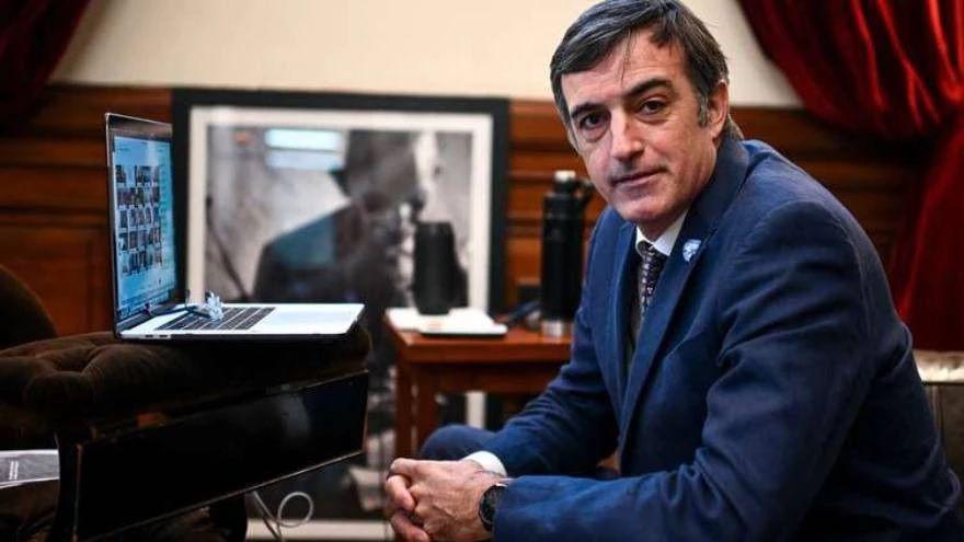 Esteban Bullrich anuncioacute que renunciaraacute a su banca a causa de la enfermedad que padece