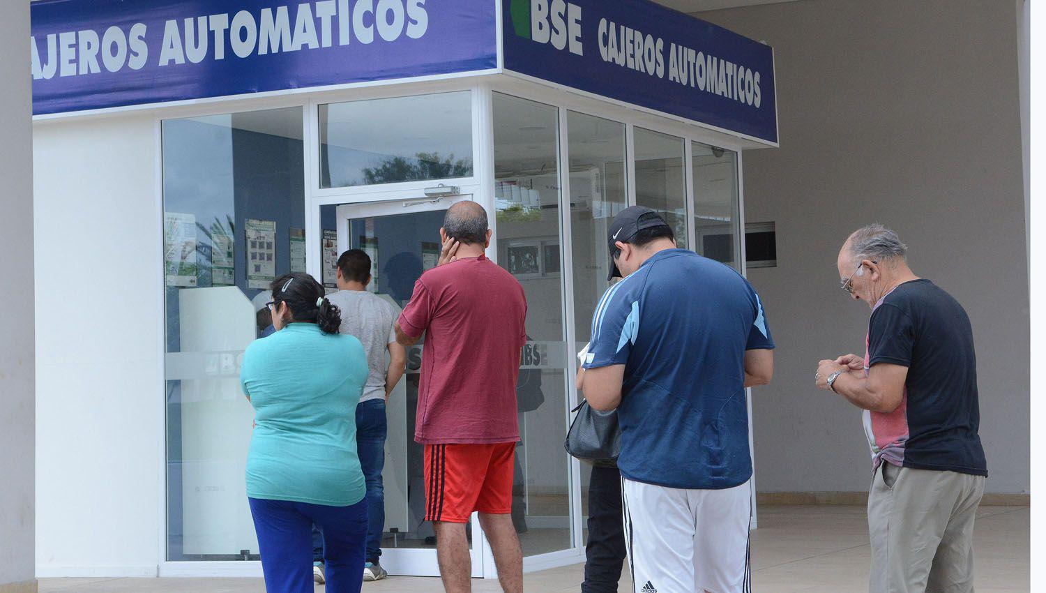 Inicia el pago a beneficiarios  de los programas sociales