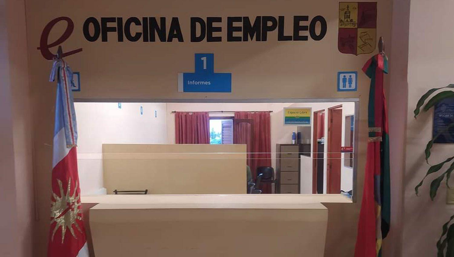 Abren inscripciones para capacitar a los joacutevenes en el tema empleo