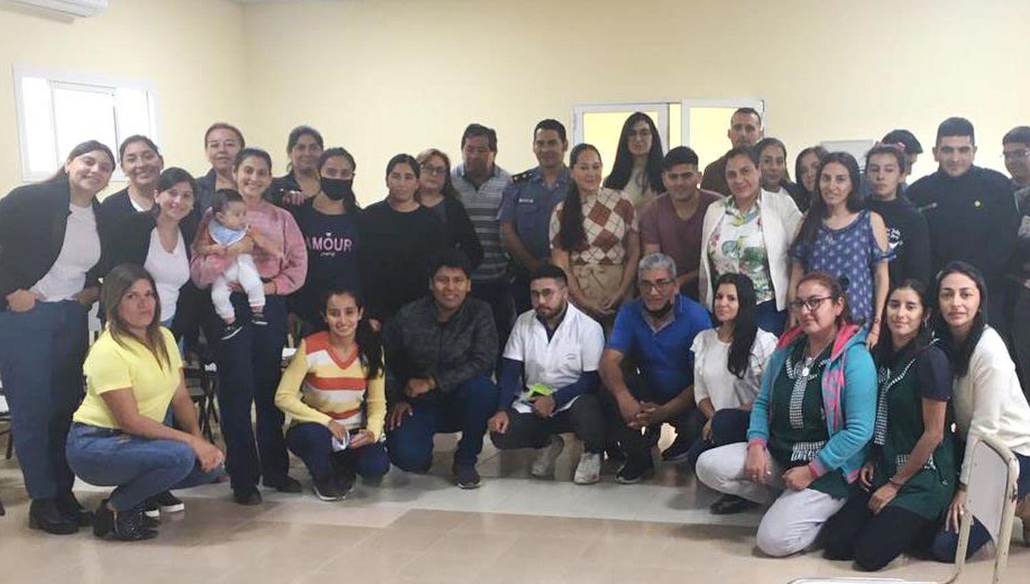 Nueva Esperanza realizoacute un taller de formacioacuten contra violencia de geacutenero