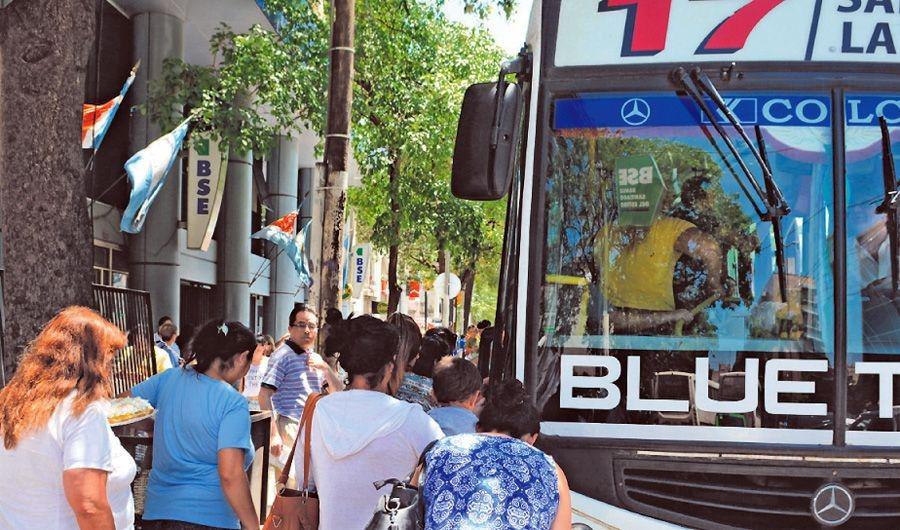 La UTA levantoacute el paro y todas las unidades volveraacuten a estar en funcionamiento