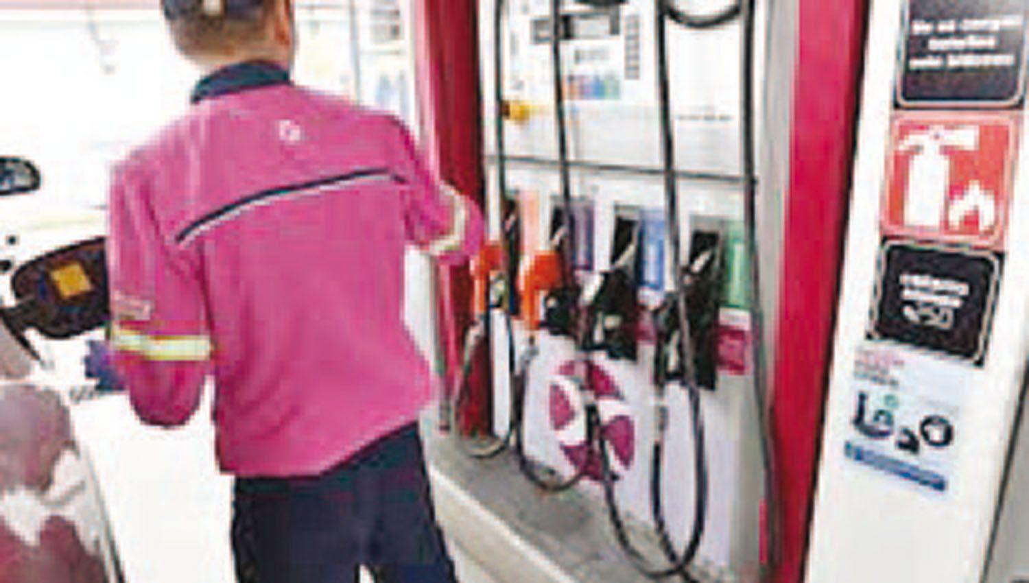 Axion y Shell suben 11-en-porciento- los precios de sus combustibles