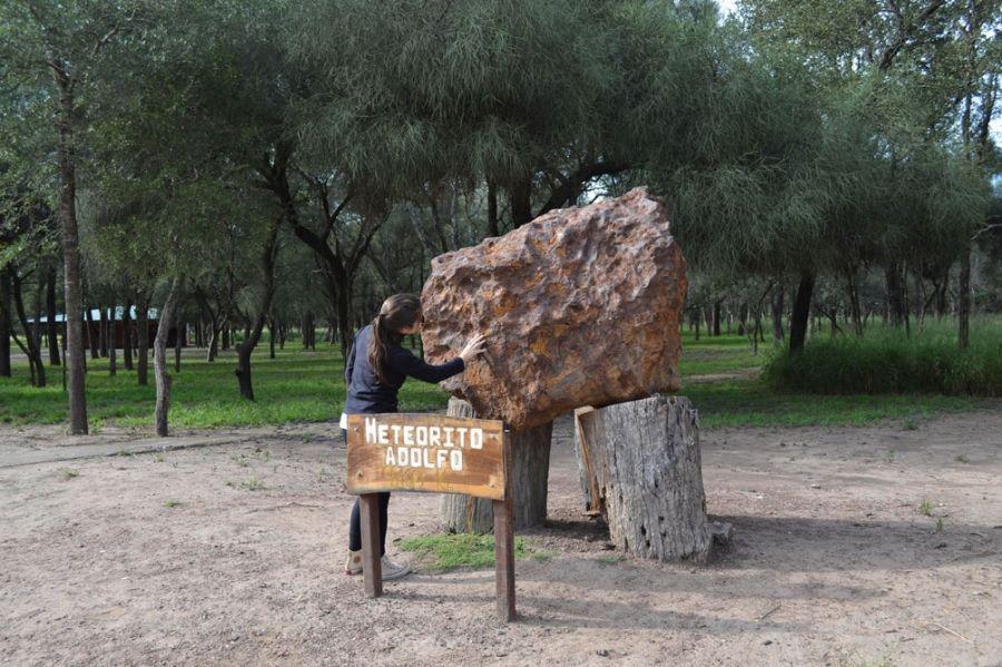 Impulsan un proyecto para detener el traacutefico iliacutecito de meteoritos en Argentina