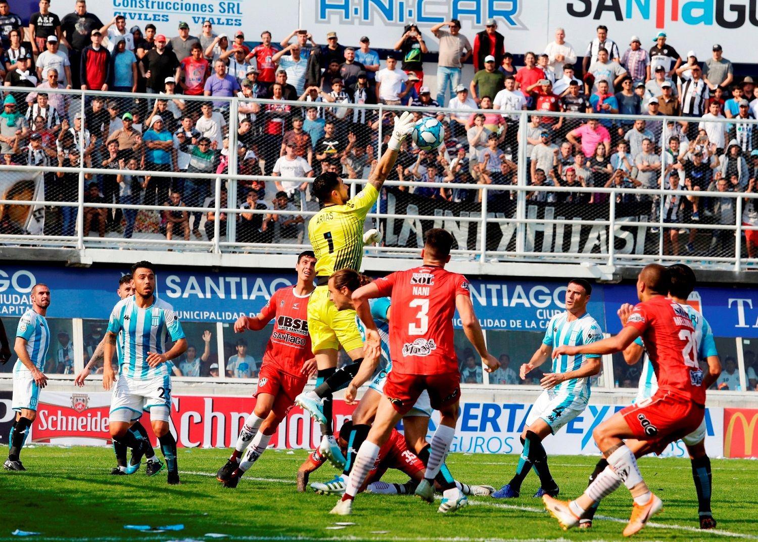 EL LIBERAL te lleva a ver el partido entre Central Coacuterdoba y Racing