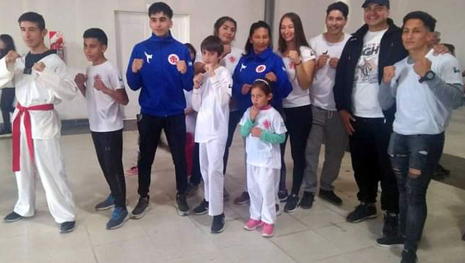 Destacan la performance de la Escuela de Karate-Do de la ciudad de Pinto