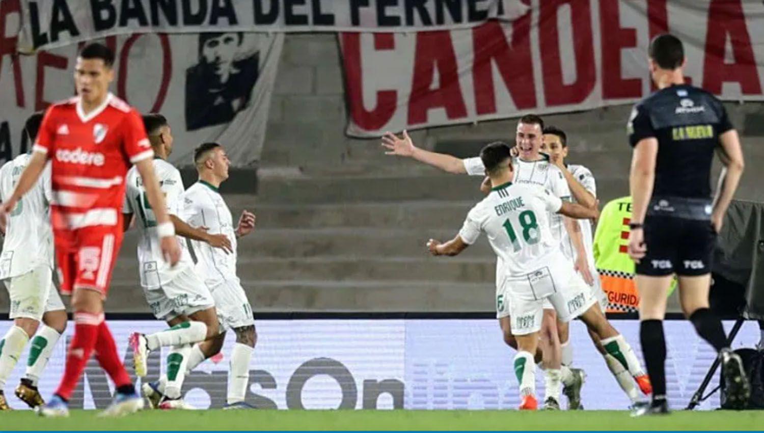 River sin rumbo- perdioacute 2-1 ante Banfield en el Monumental