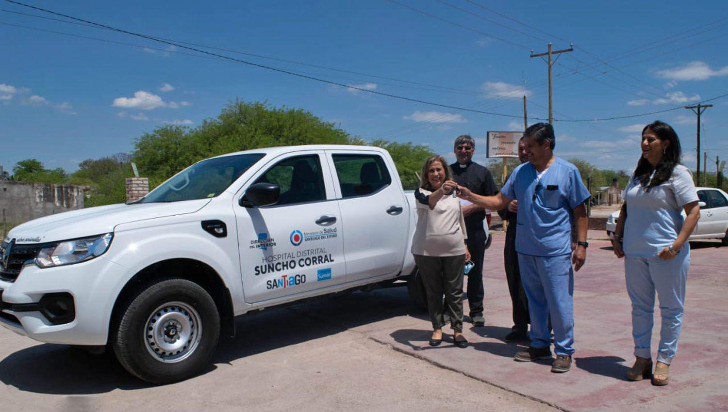 Un vehiacuteculo 0 km se entregoacute al hospital de Suncho Corral