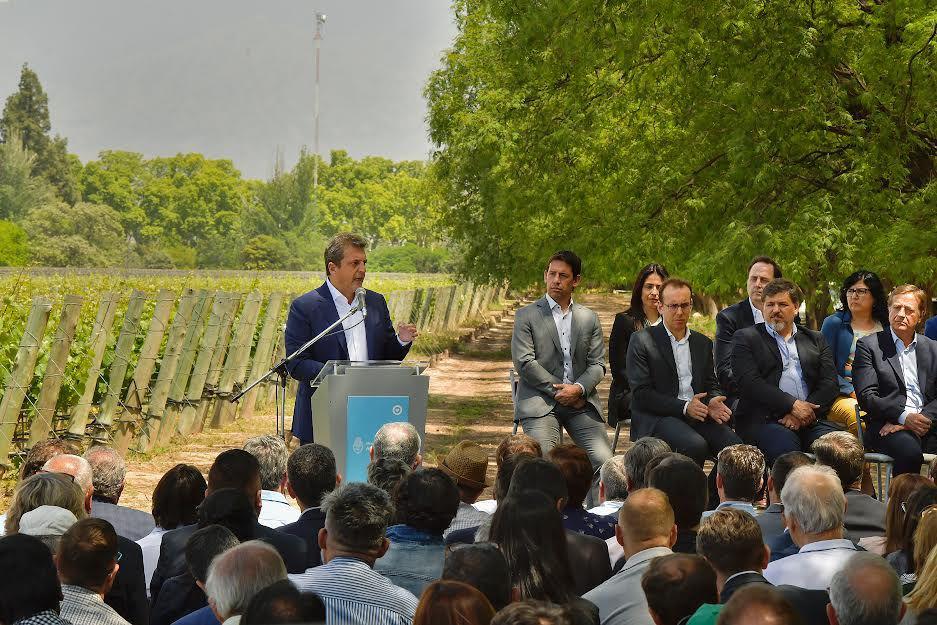 Massa anuncioacute doacutelar diferencial para productores afectados por inclemencias climaacuteticas