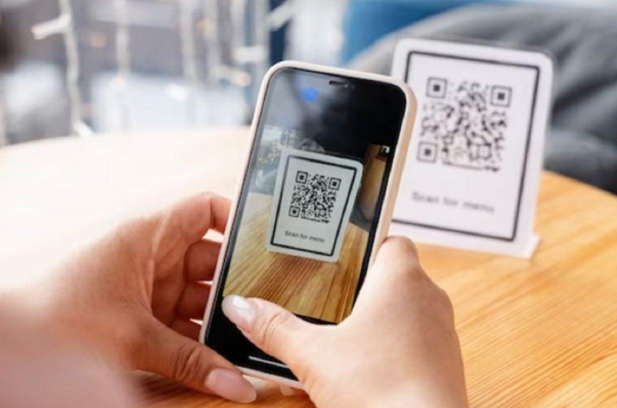 Crece el nuacutemero de transferencias a traveacutes del coacutedigo QR