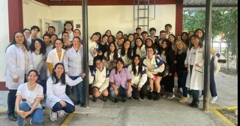 Estudiantes participaron de  jornada cientiacutefica en la Unse