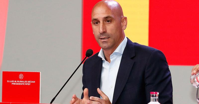 Rubiales fue inhabilitado por 90 diacuteas