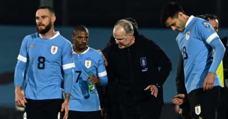 Uruguay de Bielsa se prueba ante Ecuador