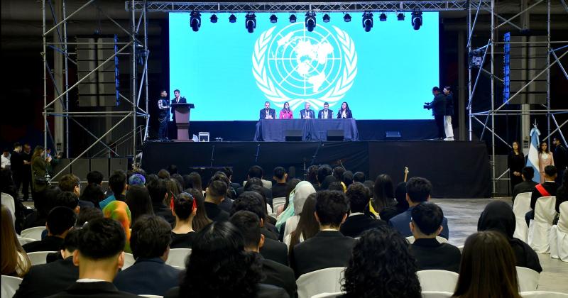 Estudiantes participaron del IX Encuentro Uniendo Metas en el Nodo