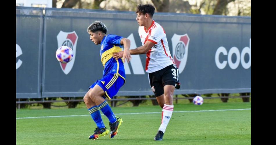 River y Boca no se sacaron ventajas en un partido caliente disputado en el River Camp