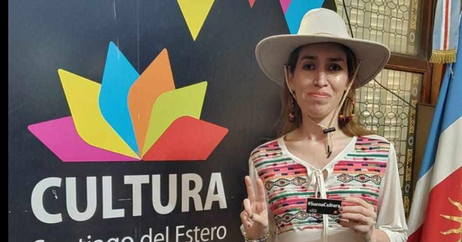 La artista Sara Jimeacutenez expresoacute su alegriacutea de tener su nuevo demo
