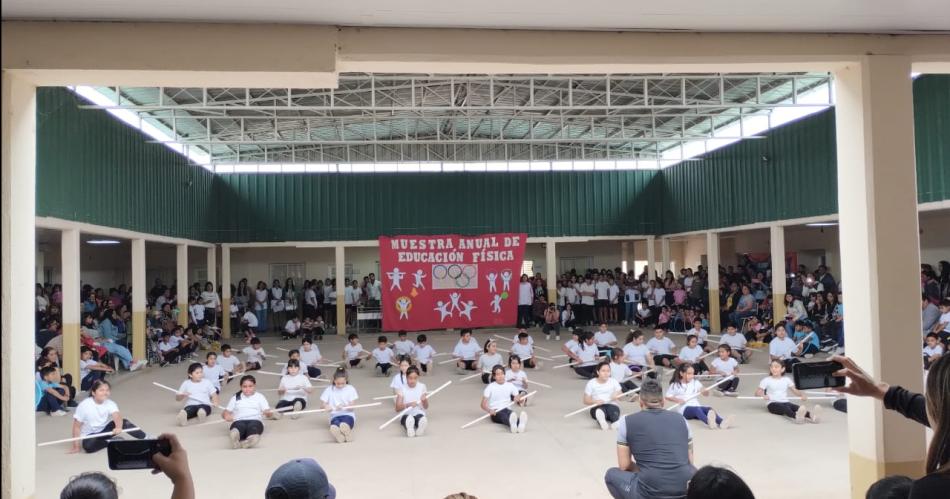 Alumnos de la Escuela Nordm 775 de Real Sayana brillaron en su Muestra