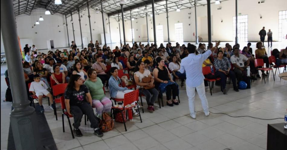 Se realizoacute el Congreso Internacional sobre Autismo en Antildeatuya