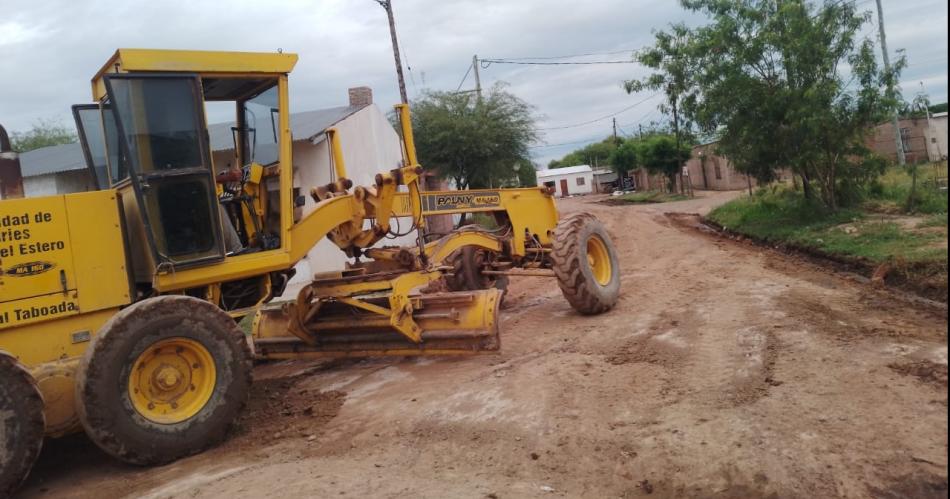 Avanza el plan de enripiado urbano en las diferentes calles de Los Juriacutees