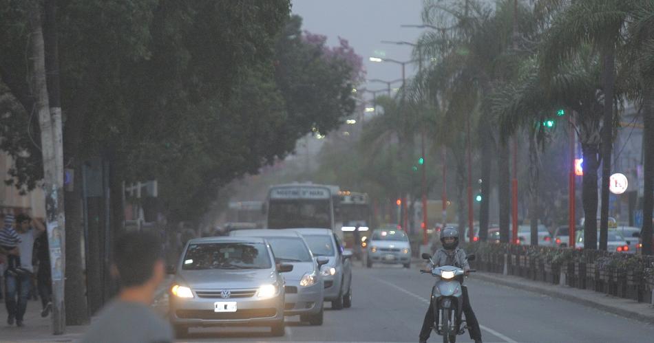 Tras el diacutea infernal Santiago se encuentra bajo alerta amarilla por tormentas