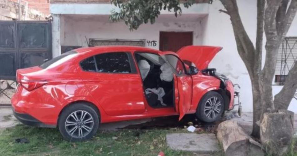 Horror- robaron un auto y al escapar chocaron y mataron a una mujer en silla de ruedas