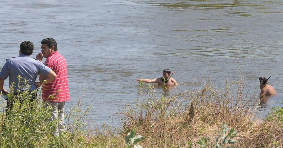 Triste final- hallaron el cuerpo del joven que se ahogoacute en el riacuteo Dulce