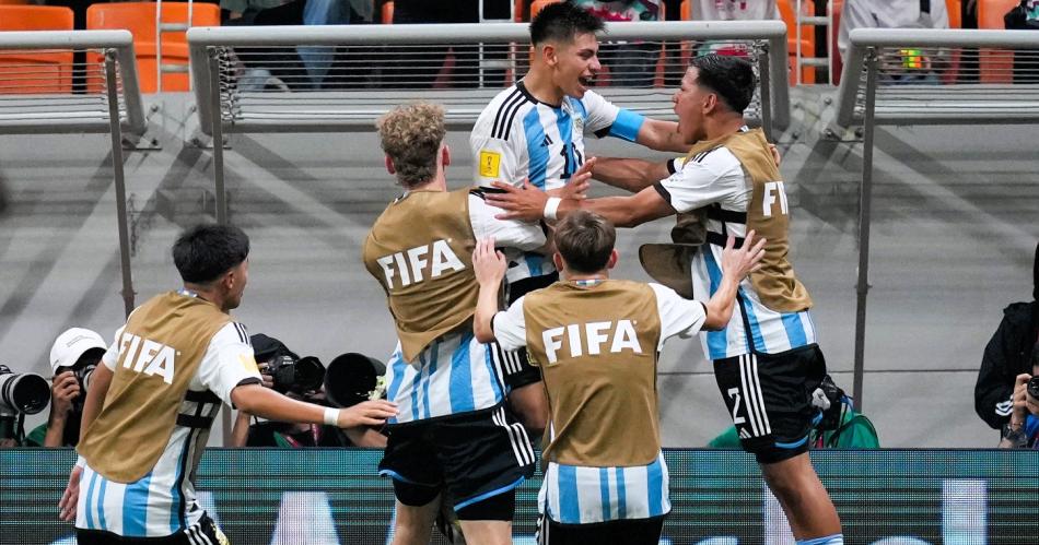 Argentina goleoacute a Brasil y avanzoacute a semis del Mundial Sub 17