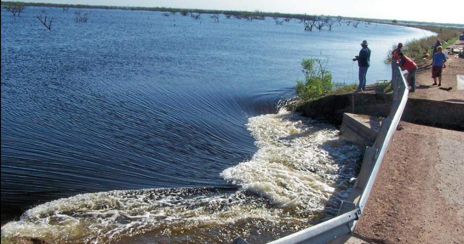 Santiago del Estero prohiacutebe la pesca de especies para preservar la vida acuaacutetica