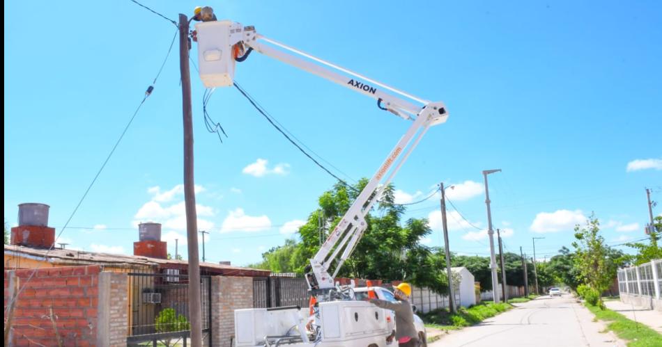 La Municipalidad ejecuta la reconversioacuten lumiacutenica a LED en el Bdeg Virgen de Guadalupe